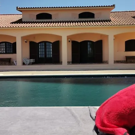 Casa Com Arte - With Swimming Pool Casa de Férias Vermelha
