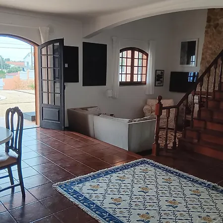 Casa de Férias Casa Com Arte - With Swimming Pool Vermelha