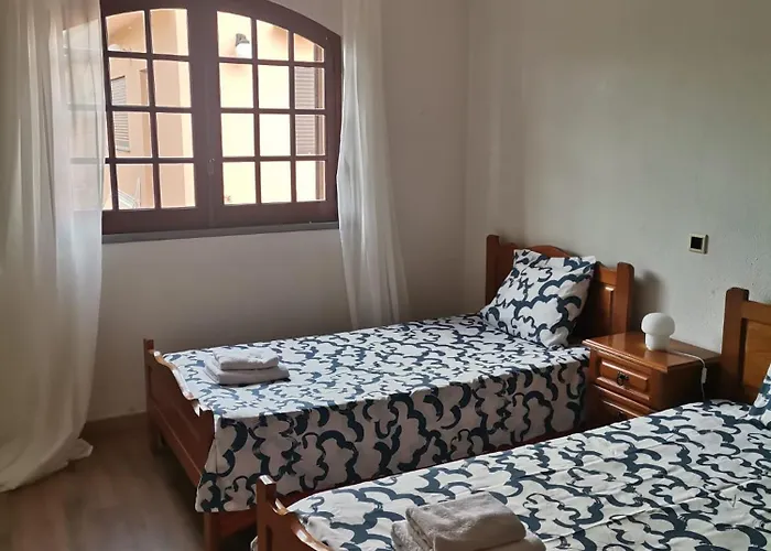 Holiday home Casa Com Arte - With Swimming Pool Vermelha